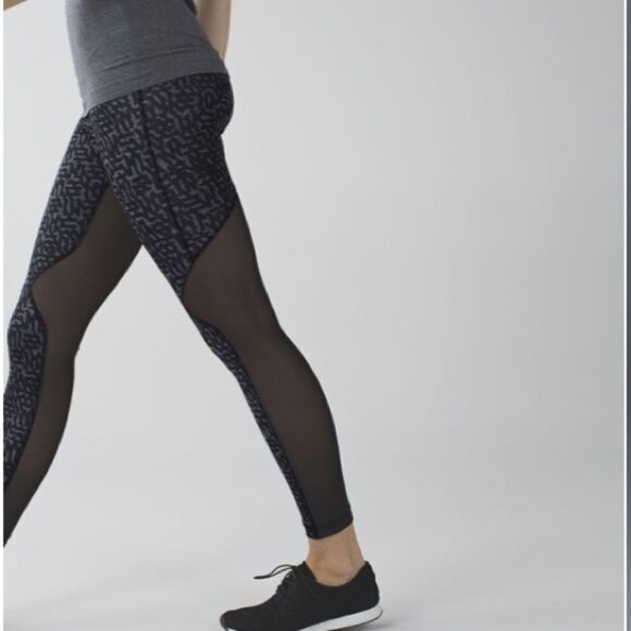 Lululemon running in the city 7/8 tight full on luxtreme size 4 - Picture 1 of 15